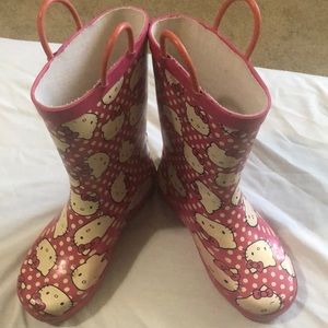 Super cool Hello Kitty rain boots.